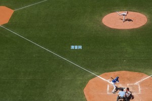 奥客竞彩官网_独家专访，旅法剑客费若秋的哥大求学路