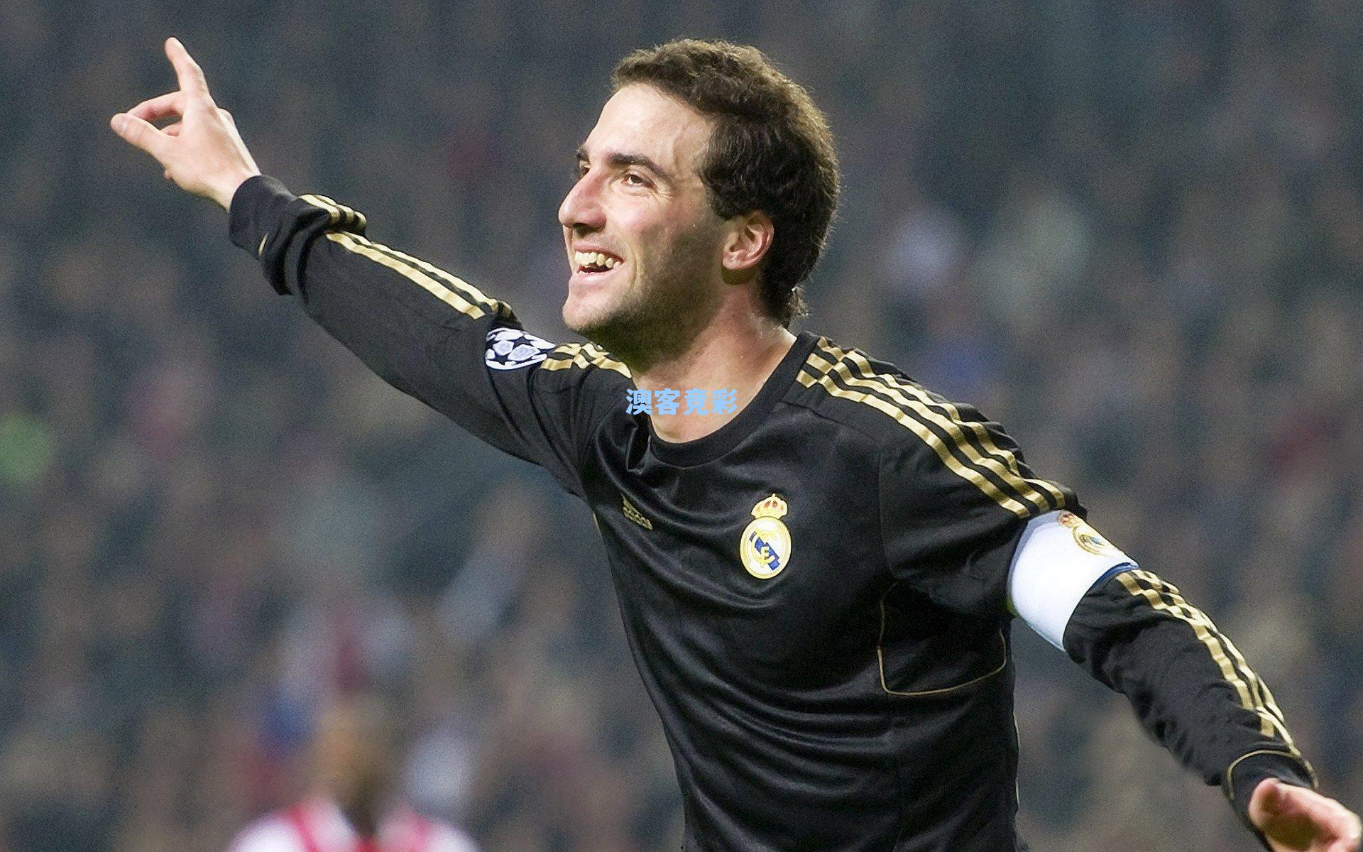 斯洛特强调团队专注力，赢球是唯一目标，借口与指责无益前行