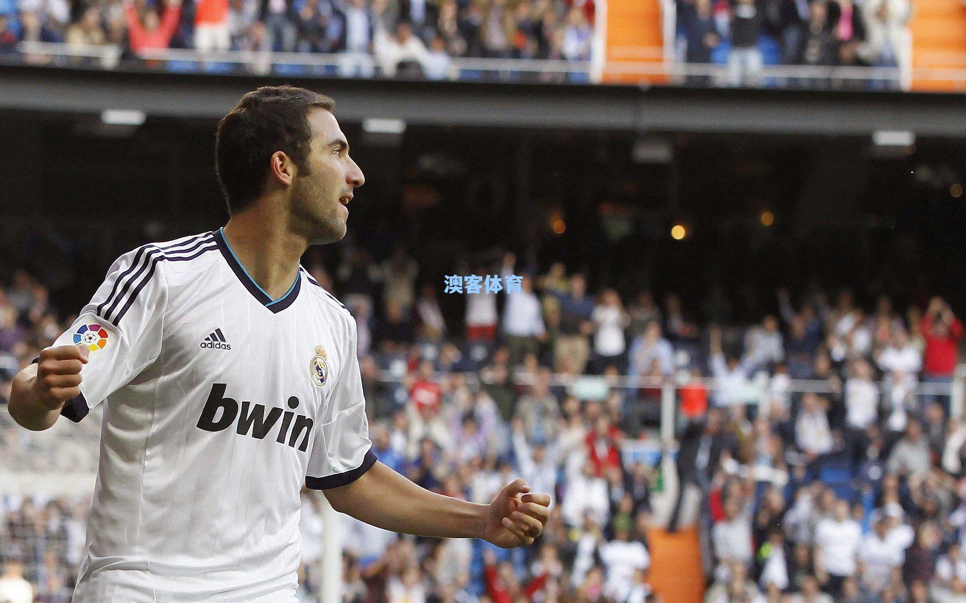 英超创造机会榜，B费29次领跑，格拉利什24次紧随其后