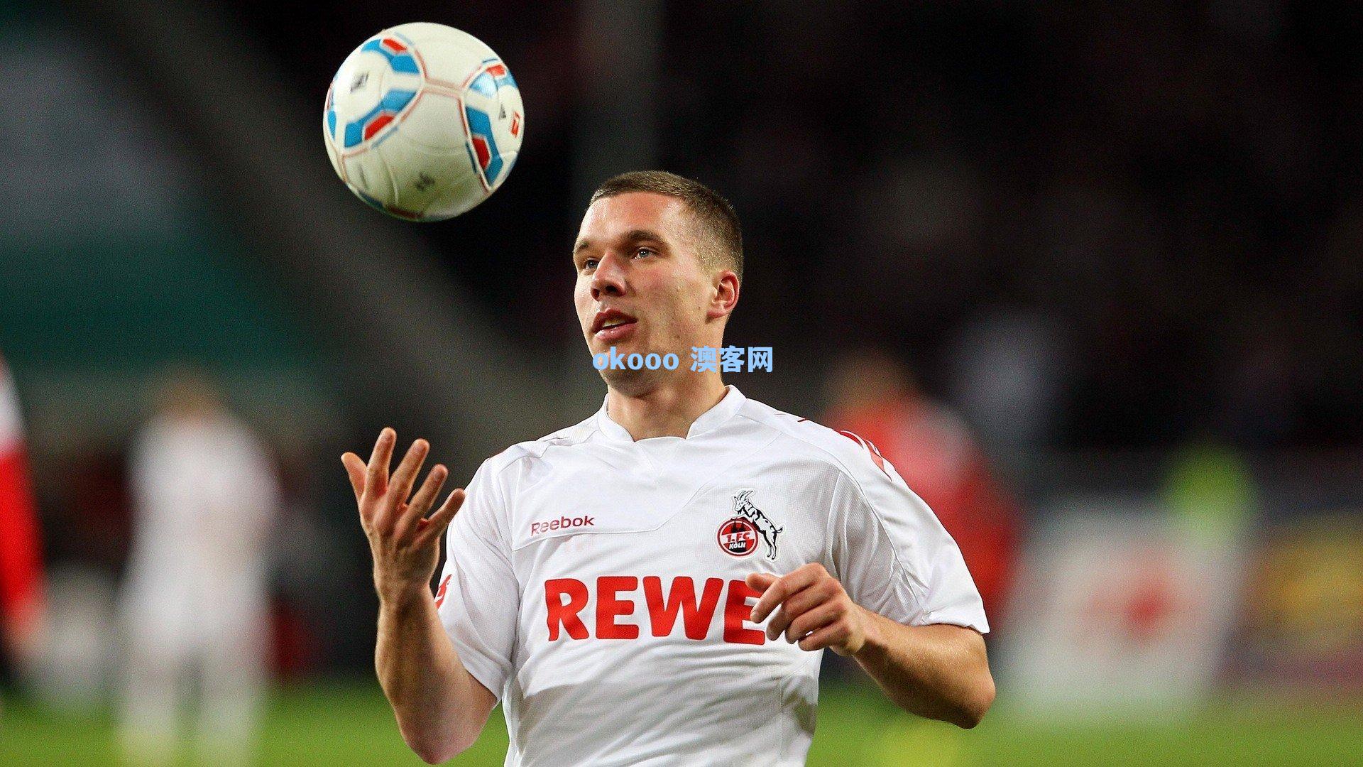 奥尼尔自曝三分线外传奇时刻，首记三分背后的节奏之争与队友马威的球场对话